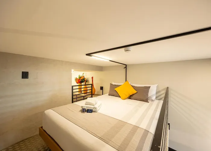 Easy Star - Studio Contemporaneo Com Mezanino - Jt01I